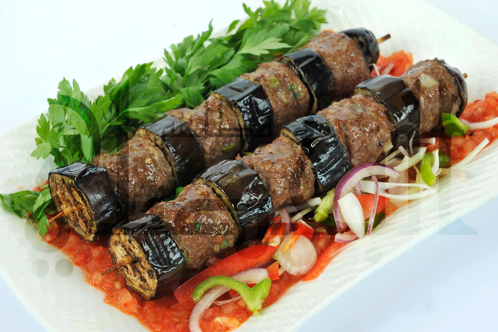كباب باذنجان (3 اسياخ)